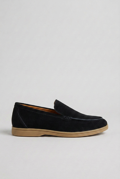 Classic Moccasin Stitch Leather Loafers with Tonal Sole