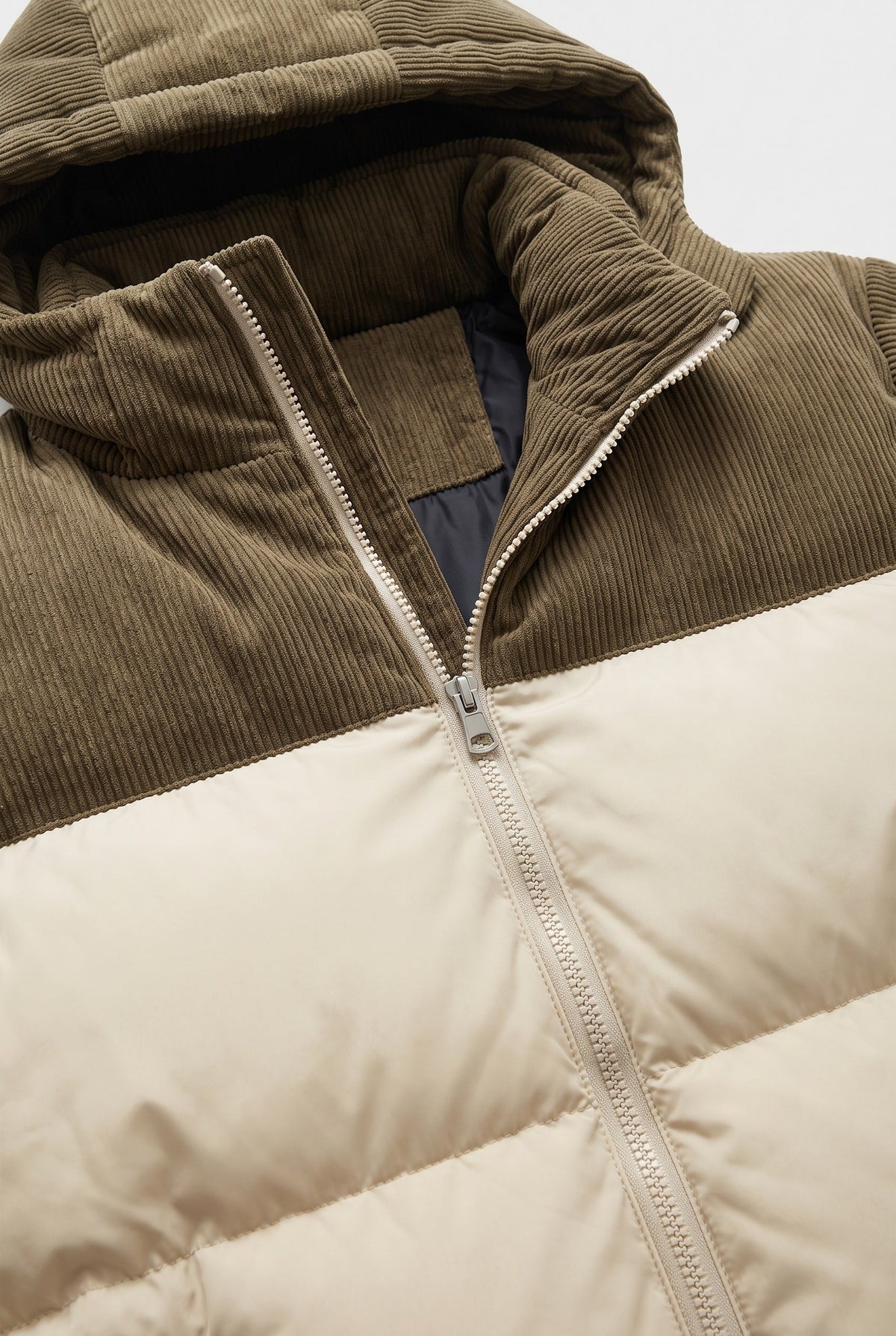Casual Hooded Puffer Jacket with Ribbed Yoke