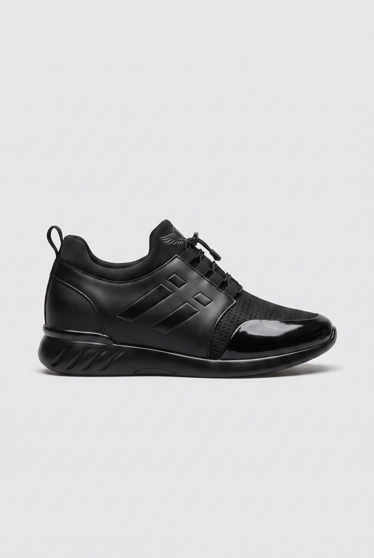 Casual Bungee Lace Sneakers with Patent Toe Cap