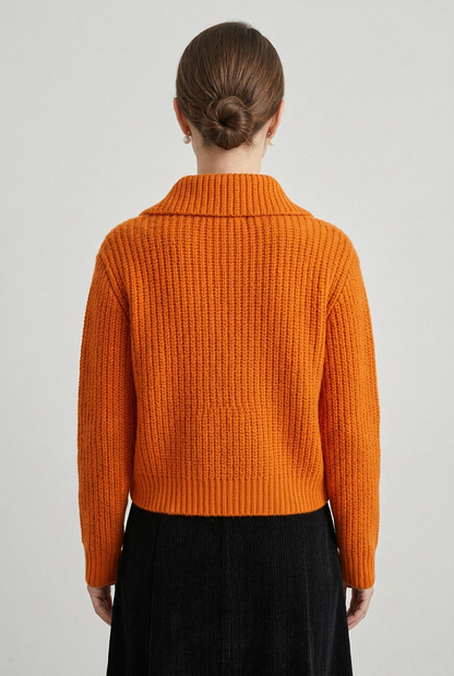 Casual Cropped Knit Cardigan with Point Collar and Buttons