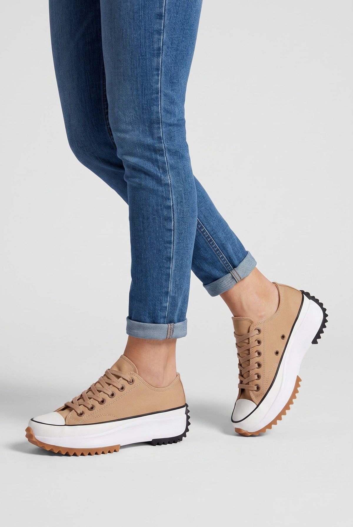Stylish Molded Platform Sneakers with Saw-Tooth Outsole