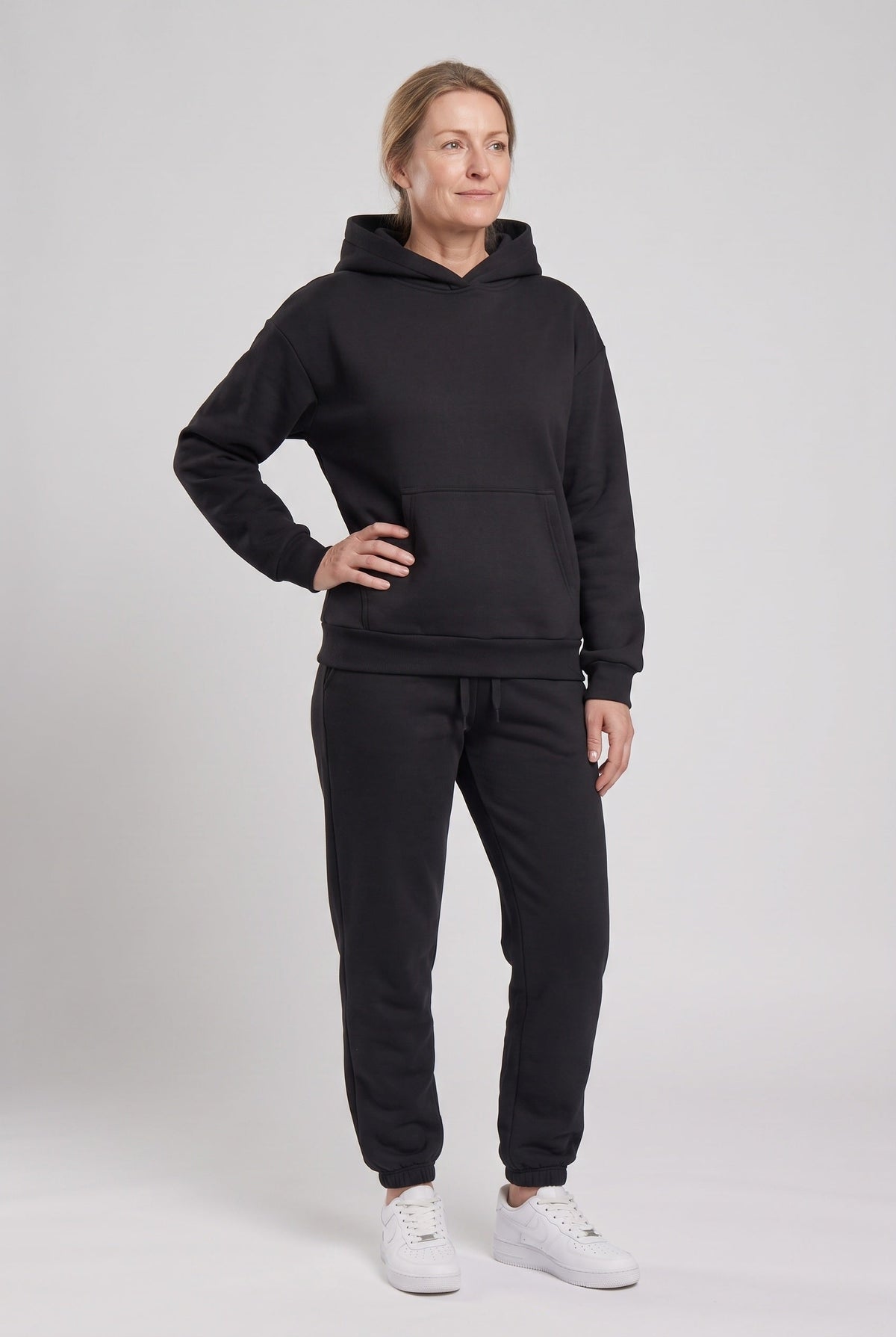 Sporty Hooded Pullover Tracksuit with Cuffed Ankles